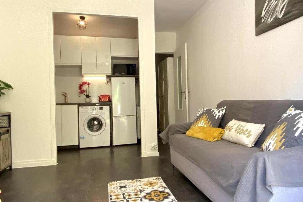Studio Balcon, Centre Ville, Proximite Plages, Commerces, Restaurants, Musees... Antibes Exterior foto